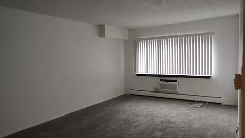 835 Pearson St #108, Des Plaines, IL 60016 photo 5