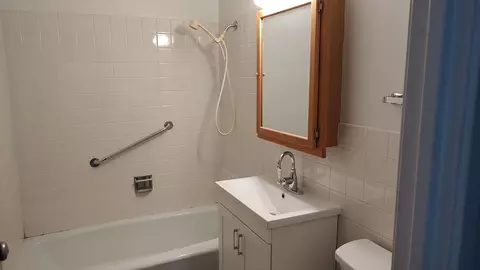 835 Pearson St #108, Des Plaines, IL 60016 photo 4