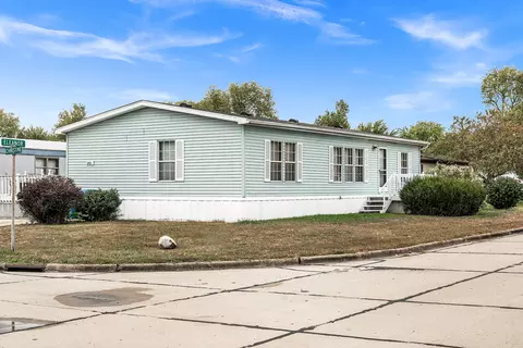1 Christine Way, Bloomington, IL 61701