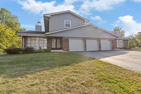 6241 Brynwood Dr, Rockford, IL 61114