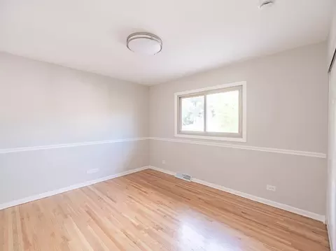 978 Sycamore Ln, Bartlett, IL 60103 photo 10