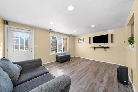 Other - 1096 Pheasant Run Ln, Aurora, IL 60504 photo 5 of 6