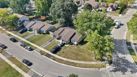 View/Area - 1096 Pheasant Run Ln, Aurora, IL 60504 photo 6 of 6