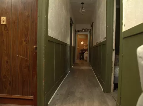 Entry Way - 8546 S Sangamon St, Chicago, IL 60620 photo 3 of 5