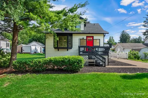 503 N River Rd, Fox River Grove, IL 60021