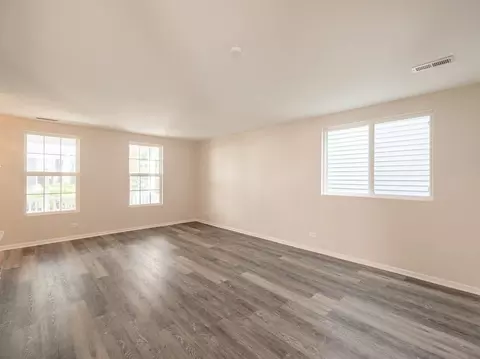 Living - 811 Serendipity Dr, Aurora, IL 60504 photo 1 of 2