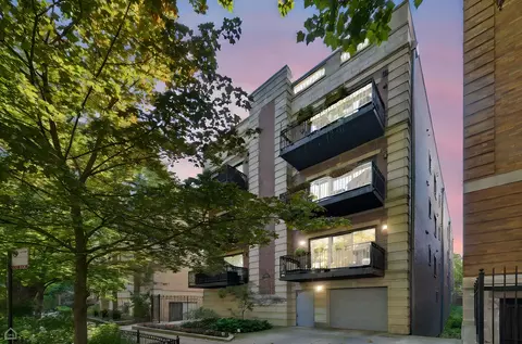 663 W Barry Ave #4A, Chicago, IL 60657