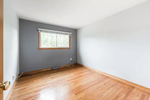 Bedroom - 435 E Park Ave, Elmhurst, IL 60126 photo 3 of 5