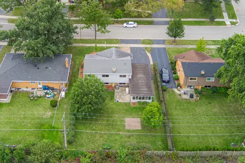 View/Area - 435 E Park Ave, Elmhurst, IL 60126 photo 3 of 6