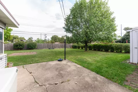 Exterior - 435 E Park Ave, Elmhurst, IL 60126 photo 5 of 10