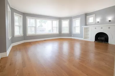 7955 S Chappel Ave, Chicago, IL 60617 photo 3
