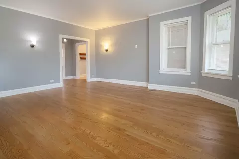 7955 S Chappel Ave, Chicago, IL 60617 photo 4