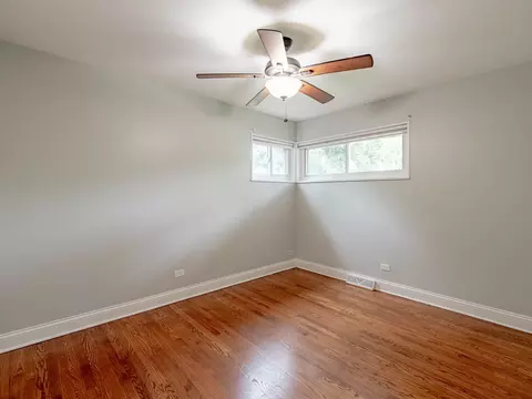 Bedroom - 454 E Park Ave, Elmhurst, IL 60126 photo 1 of 4
