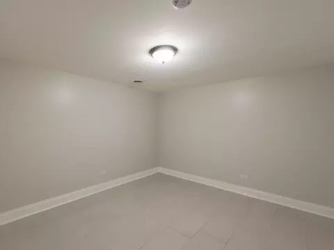Bedroom - 454 E Park Ave, Elmhurst, IL 60126 photo 4 of 4