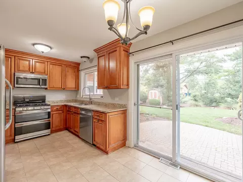 Kitchen - 454 E Park Ave, Elmhurst, IL 60126 photo 1 of 3