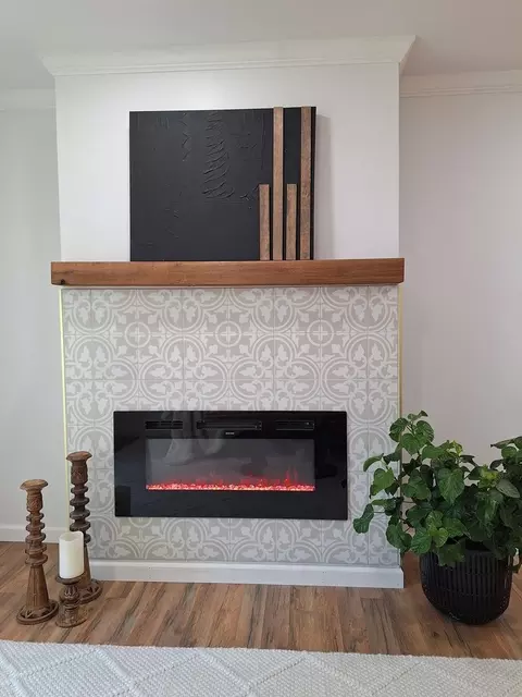 Living - 16519 Honore Ave, Markham, IL 60428 photo 3 of 3