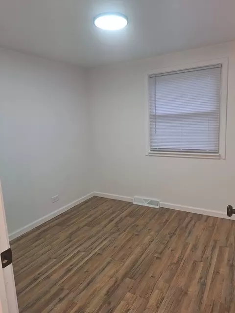 Bedroom - 16519 Honore Ave, Markham, IL 60428 photo 1 of 3