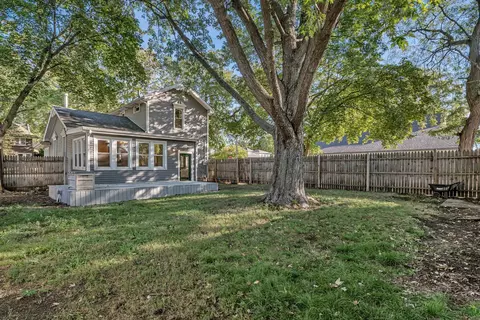 Exterior - 627 E Washington St, Morris, IL 60450 photo 6 of 7