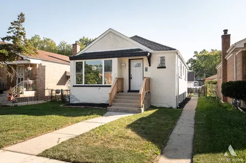 13827 S Tracy Ave, Riverdale, IL 60827