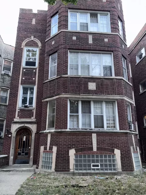 8126 S Vernon Ave, Chicago, IL 60619