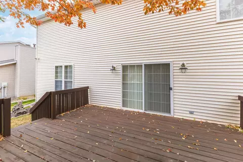 Exterior - 1015 Sawgrass Dr, Normal, IL 61761 photo 8 of 13