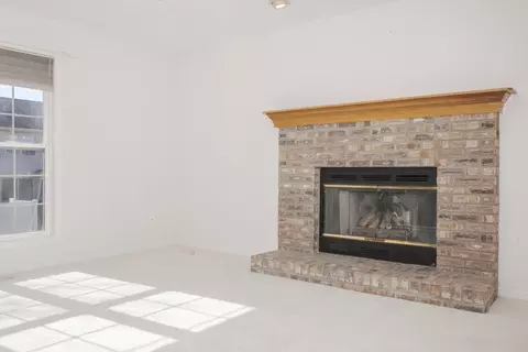 Living - 1015 Sawgrass Dr, Normal, IL 61761 photo 11 of 14