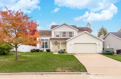 Exterior - 1015 Sawgrass Dr, Normal, IL 61761 photo 9 of 13