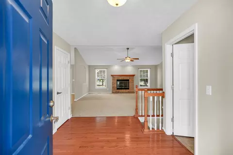 Entry Way - 2004 Emerald Dr, Champaign, IL 61822 photo 2 of 4
