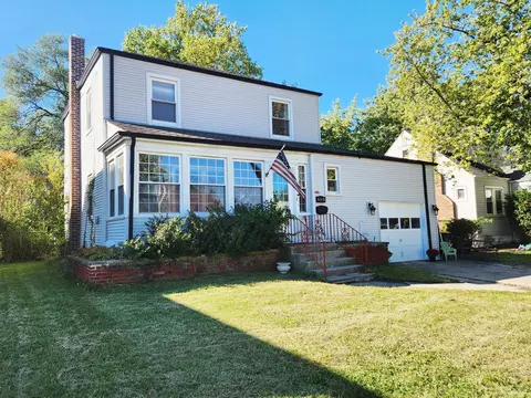 18028 Burnham Ave, Lansing, IL 60438