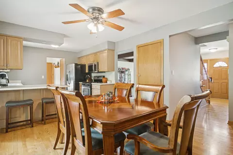 3780 N Firestone Dr, Hoffman Estates, IL 60192 photo 11