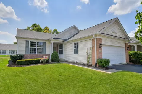 2525 Rolling Ridge Dr, Elgin, IL 60124