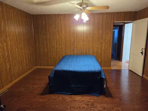 Bedroom - 712 E Monroe St, Bloomington, IL 61701 photo 1 of 2
