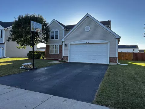 709 Winterberry Dr, Joliet, IL 60431