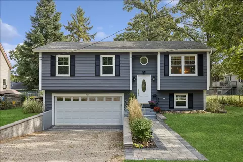 4016 Burton Trl, Crystal Lake, IL 60014