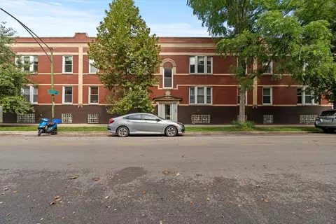 2574 W Lyndale St #2, Chicago, IL 60647