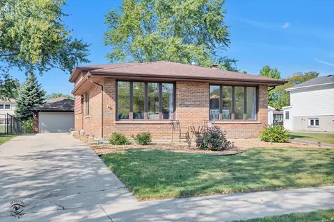 17842 65th Ave, Tinley Park, IL 60477