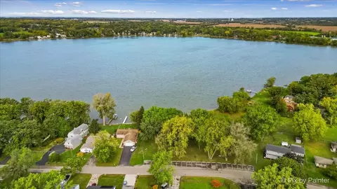 View/Area - 1911 Highview Ave, Mchenry, IL 60050 photo 5 of 9