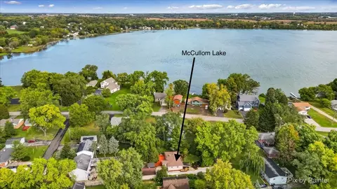 View/Area - 1911 Highview Ave, Mchenry, IL 60050 photo 2 of 9