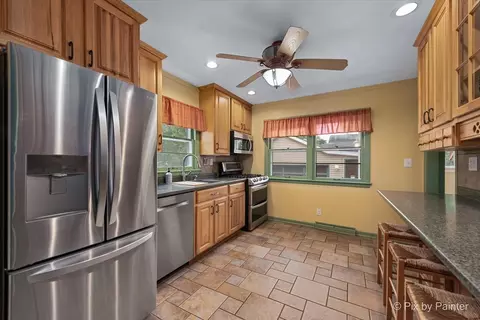 Kitchen - 1911 Highview Ave, Mchenry, IL 60050 photo 1 of 2