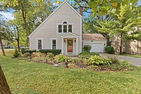 334 Concord Sq, Gurnee, IL 60031