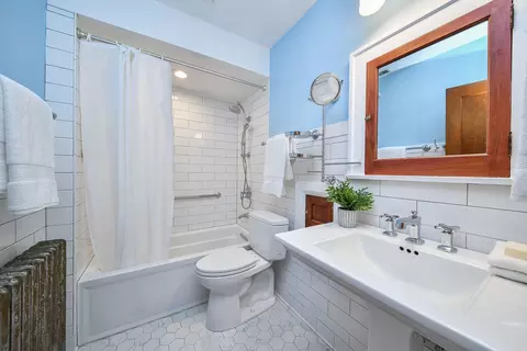 414 E Indiana St, Wheaton, IL 60187 photo 21