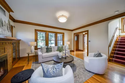 414 E Indiana St, Wheaton, IL 60187 photo 7