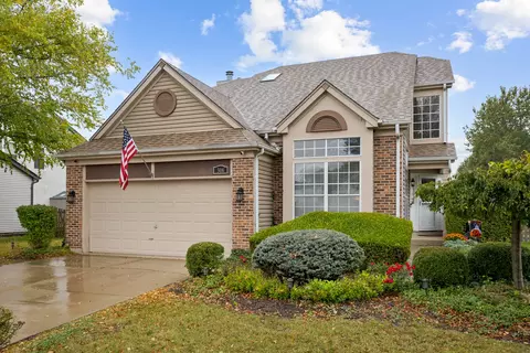 308 Cornwall Ave, South Elgin, IL 60177