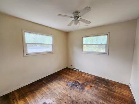 Bedroom - 3236 Roesner Dr, Markham, IL 60428 photo 3 of 3