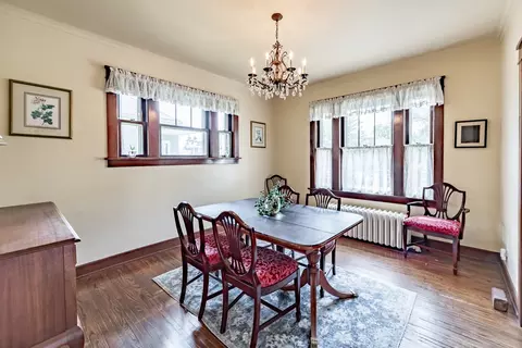 Dining - 650 Park St, Elgin, IL 60120 photo 1 of 2