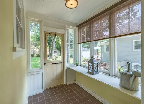 Exterior - 650 Park St, Elgin, IL 60120 photo 5 of 5