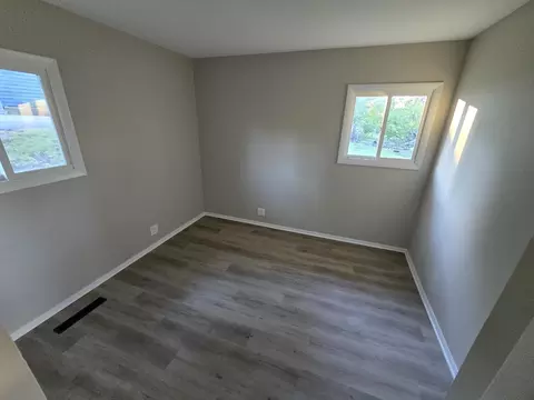 60 S Seebert St, Cary, IL 60013 photo 9