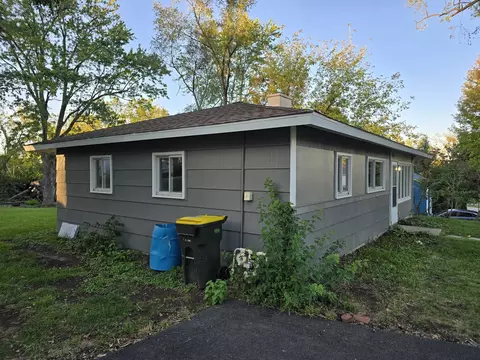 60 S Seebert St, Cary, IL 60013 photo 2
