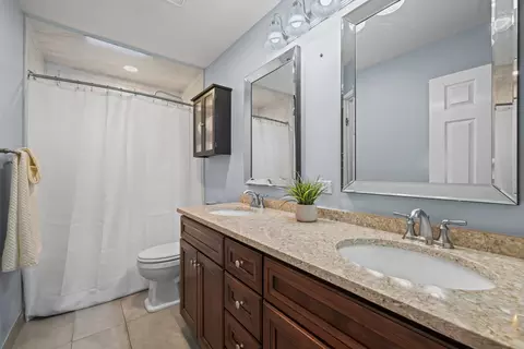 3590 Winston Dr, Hoffman Estates, IL 60192 photo 13