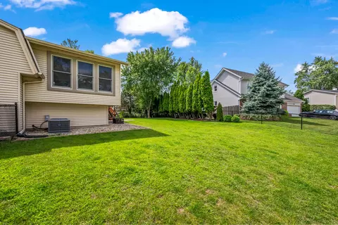 3590 Winston Dr, Hoffman Estates, IL 60192 photo 21